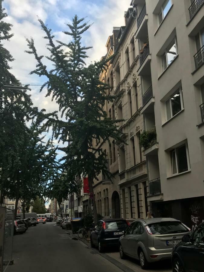 Apartment In Der Yogaschule Cologne Luaran gambar